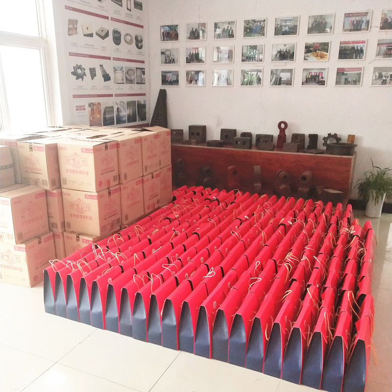 迎中秋，發(fā)禮品！洛陽(yáng)順祥祝大家中秋節(jié)快樂(lè)！